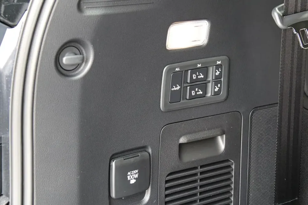 LX600 URBAN GRADE-U4 2025 - For Export - Image 19