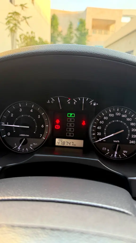 Toyota Land Cruiser 2013 GXR GCC Specs - Well Maintained - Image 7