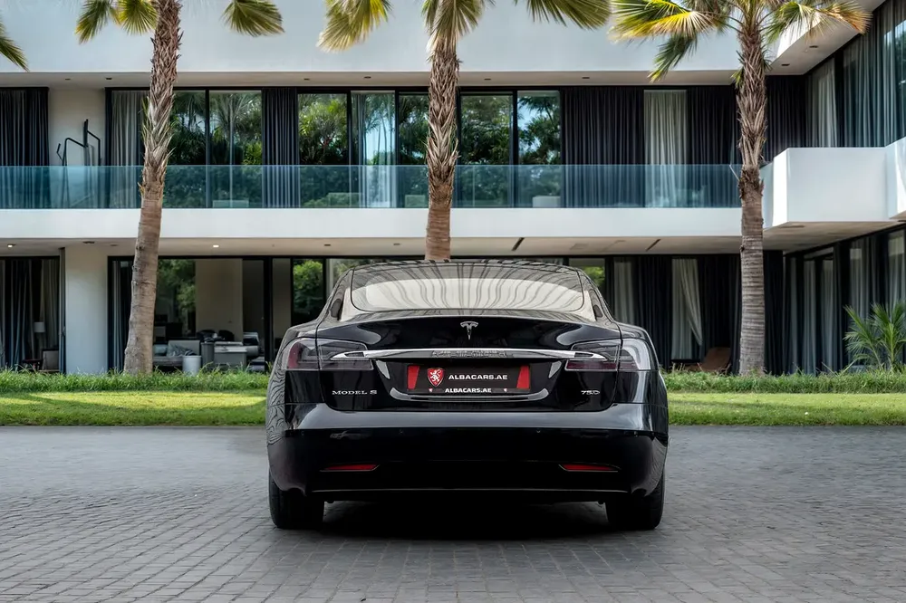 1,665 P.M |  Model S | 0% Downpayment | Immaculate Condition! - Image 5