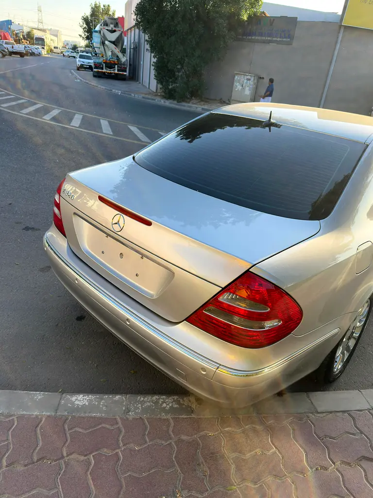 Mercedes-Benz E-Class E 320 Elegance 2003 GCC Specs - Image 5
