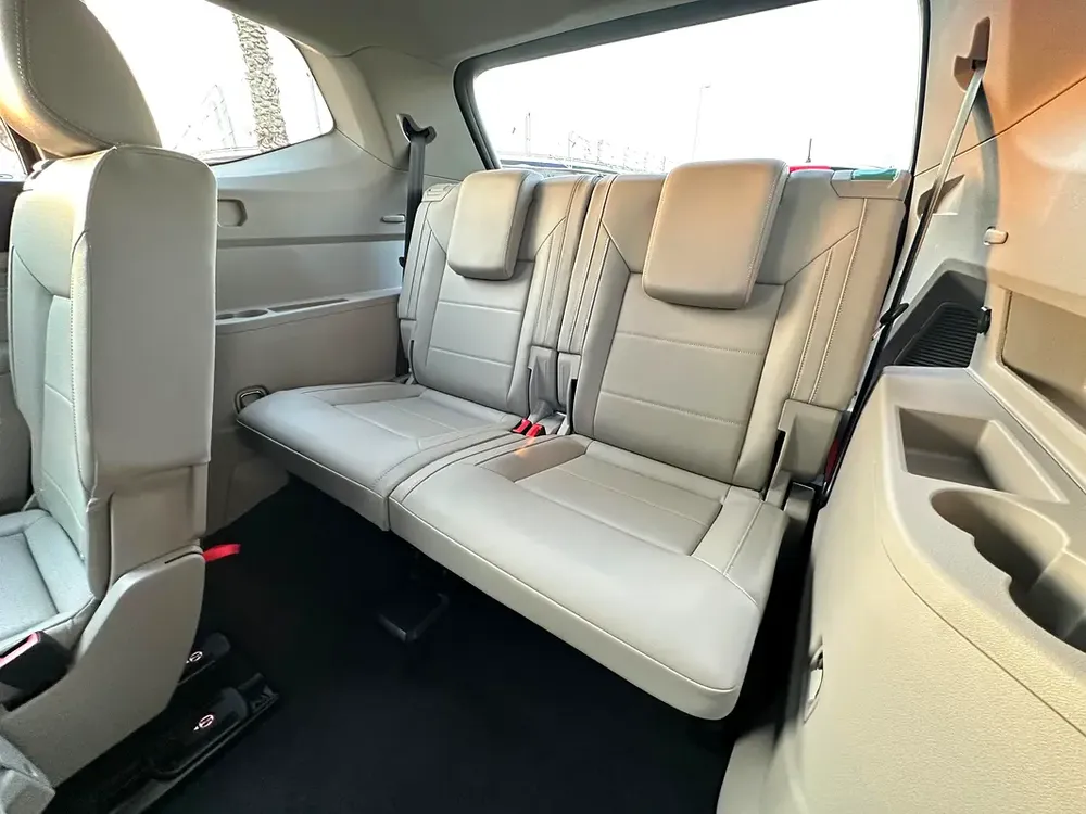 Volkswagen Teramont Comfort Line 2021 GCC FULL OPTION IN PERFECT CONDITION - Image 11