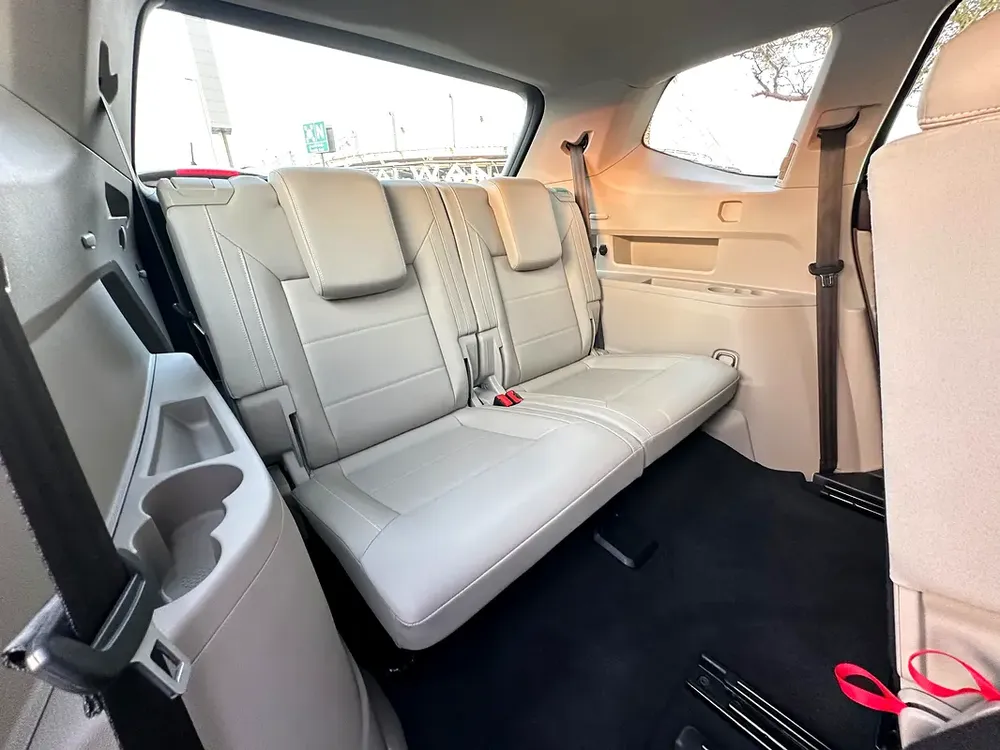 Volkswagen Teramont Comfort Line 2021 GCC FULL OPTION IN PERFECT CONDITION - Image 9
