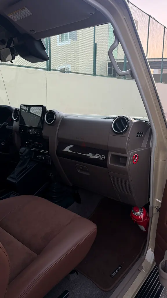 Toyota Land Cruiser 70 Series LC 71 LX 2025 GCC Specs - Image 9