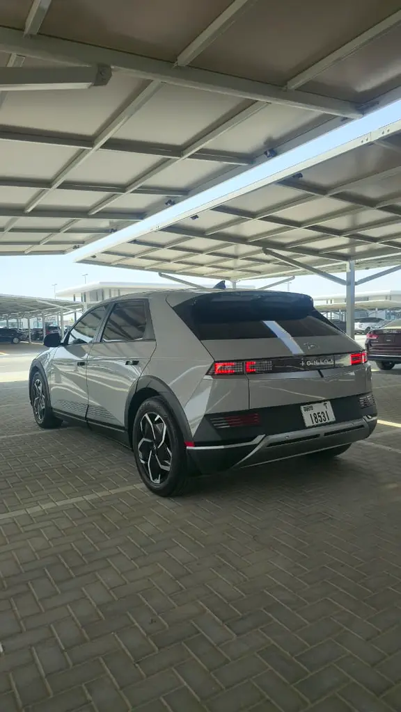 2022 Hyundai Ioniq 5 SEL - American Specs - GCC Ready - Image 6