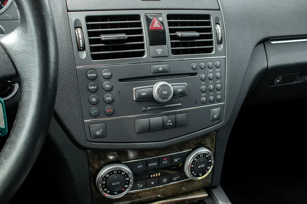 Mercedes Benz C250 2.5Ltr (2008) Import from Japan - Image 15