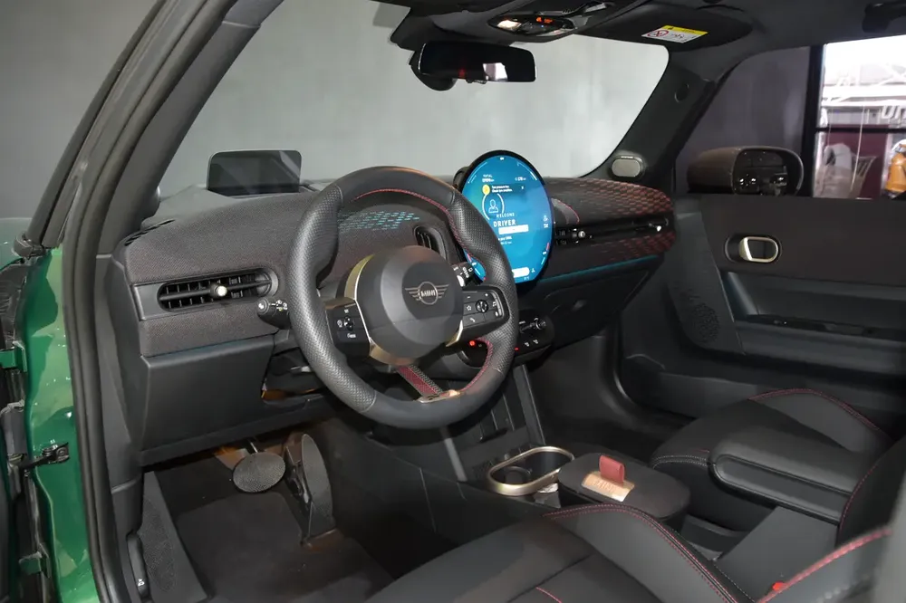 2025 ll Mini Cooper S JCW ll Gcc ll Warranty And service Contract AGMC - Image 13