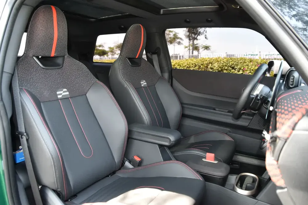 2025 ll Mini Cooper S JCW ll Gcc ll Warranty And service Contract AGMC - Image 19