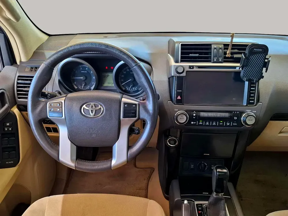AED 2957/month | 2016 Toyota Prado  | GCC Specs | Ref#441341 - Image 10