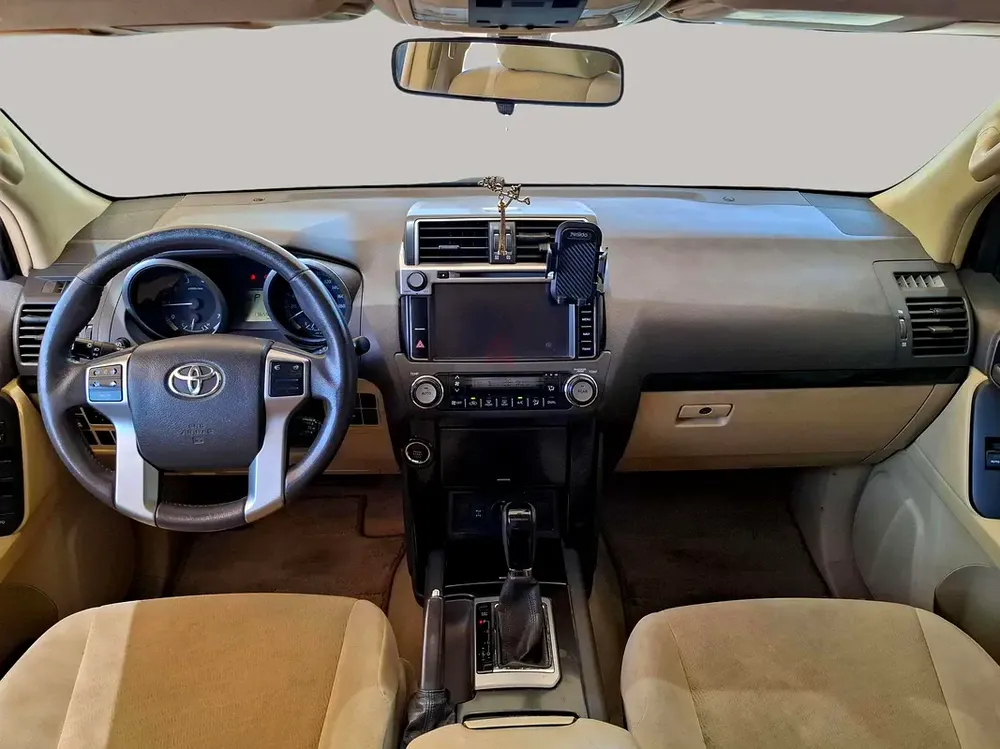 AED 2957/month | 2016 Toyota Prado  | GCC Specs | Ref#441341 - Image 9