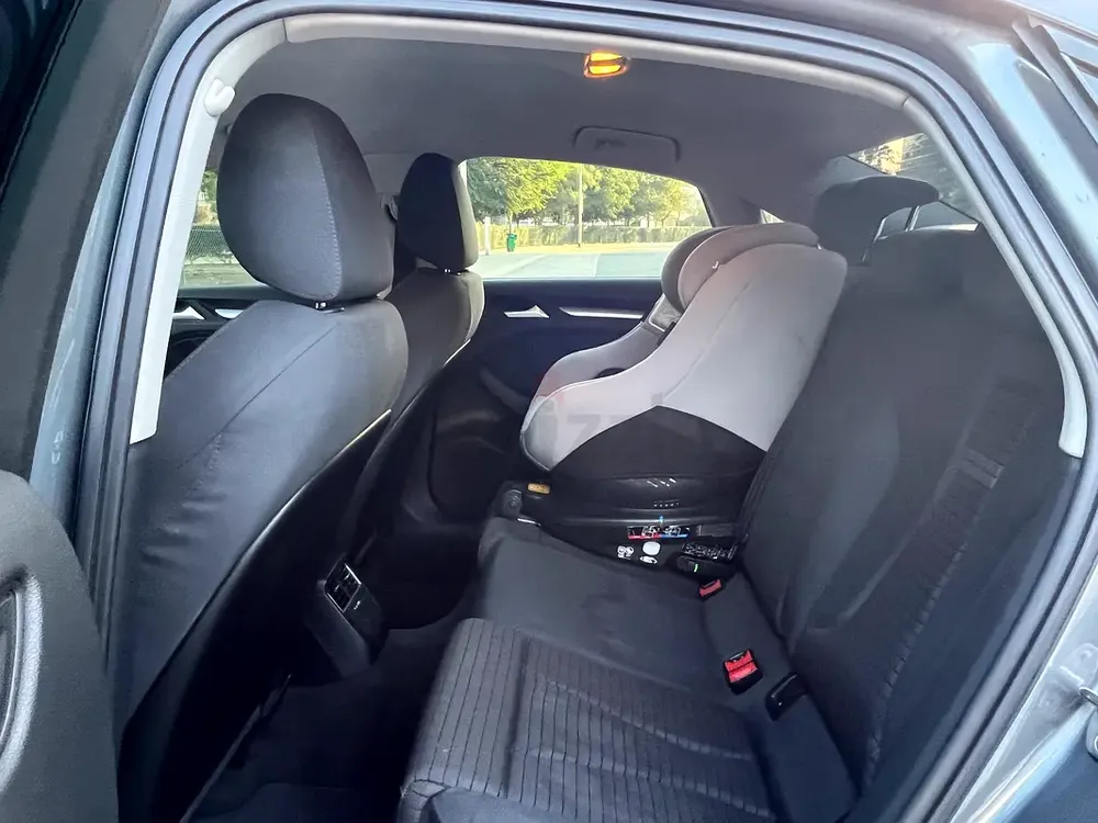GCC 2016 Audi A3 30 TFSI - Full Audi Service History - Original paint - Image 13