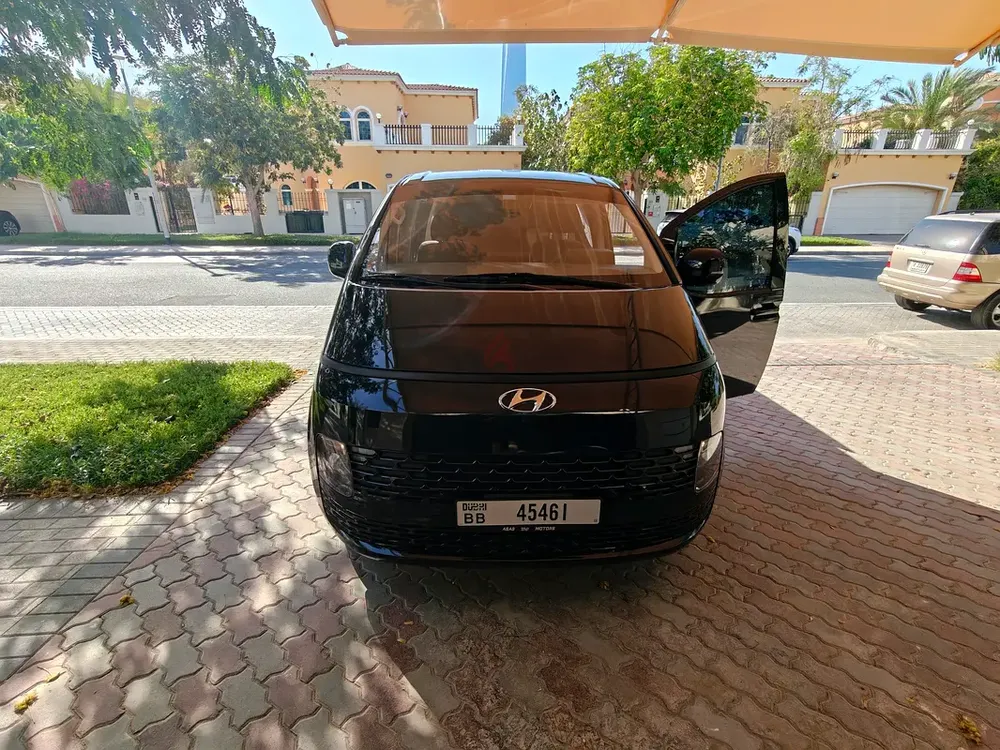 Hyundai Staria 2023 Low-Mileage 19,500 km - Image 10