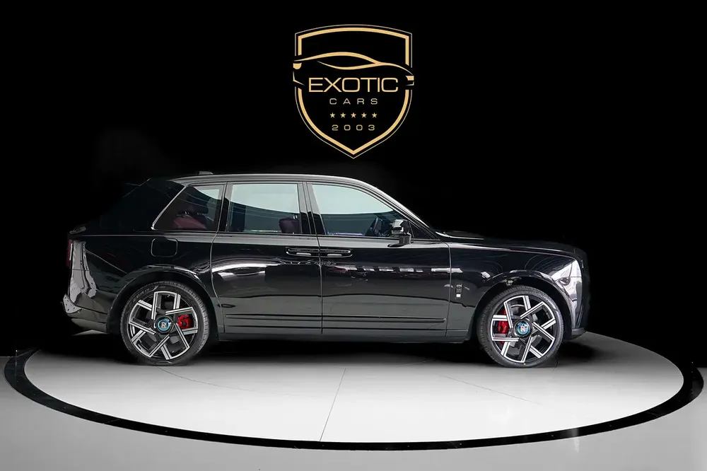 FACELIFT | BLACK BADGE KIT | CULLINAN | REAR ENTERTAINMENT | GCC | WARRANTY AVAILABLE - Image 4