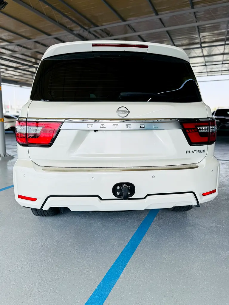 Nissan Patrol SE Platinum 2024 GCC Specs - Image 4