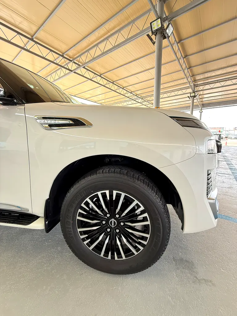 Nissan Patrol SE Platinum 2024 GCC Specs - Image 7