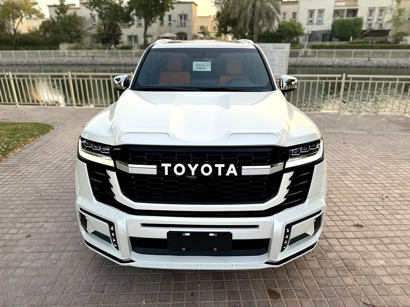 2025 Land Cruiser LC300 (VIP Edition) Wild Body Kit, 22 Inch Rims, Gcc specs, zero Km, Warranty - Image 14