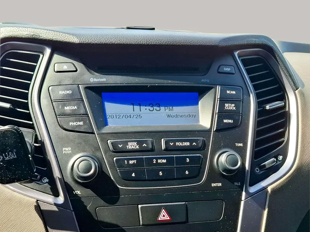 Inspected Car | 2014 Hyundai Grand Santa Fe  | GCC Specs | Ref#421349 - Image 13