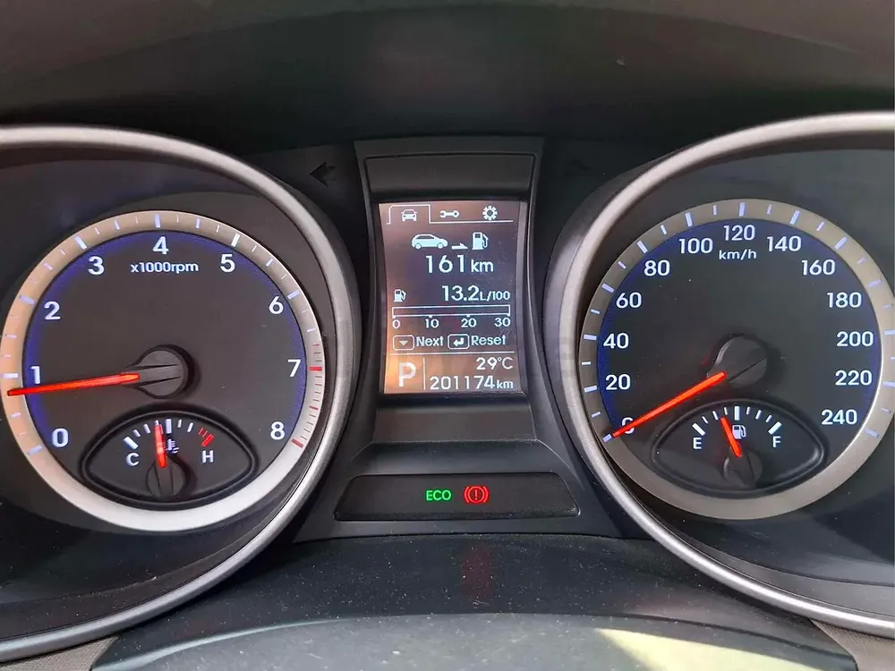 Inspected Car | 2014 Hyundai Grand Santa Fe  | GCC Specs | Ref#421349 - Image 14