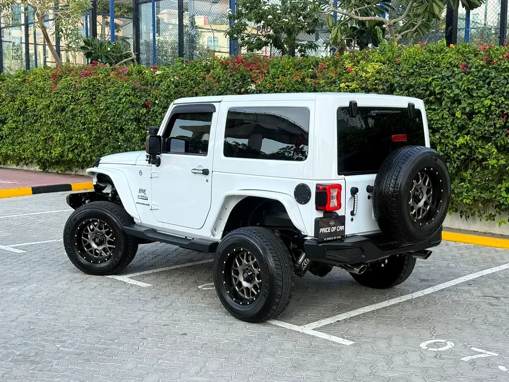 GCC Specs 2016 Jeep Wrangler Sport // 3.6L V6 - Perfect for UAE Adventures! - Image 7