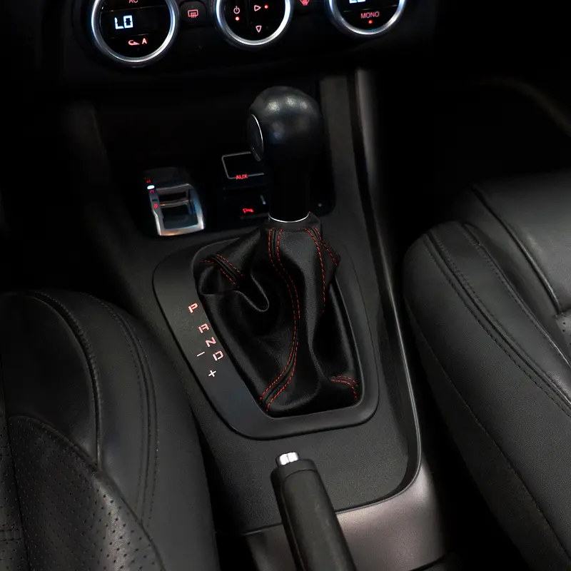 AED 862 p.m • 0% Downpayment • Alfa Romeo Giulietta Veloce  • 1 Year Warranty - Image 12