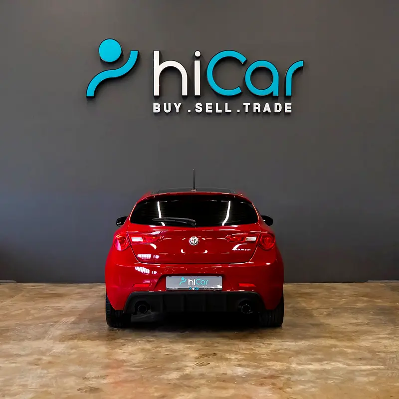 AED 862 p.m • 0% Downpayment • Alfa Romeo Giulietta Veloce  • 1 Year Warranty - Image 5