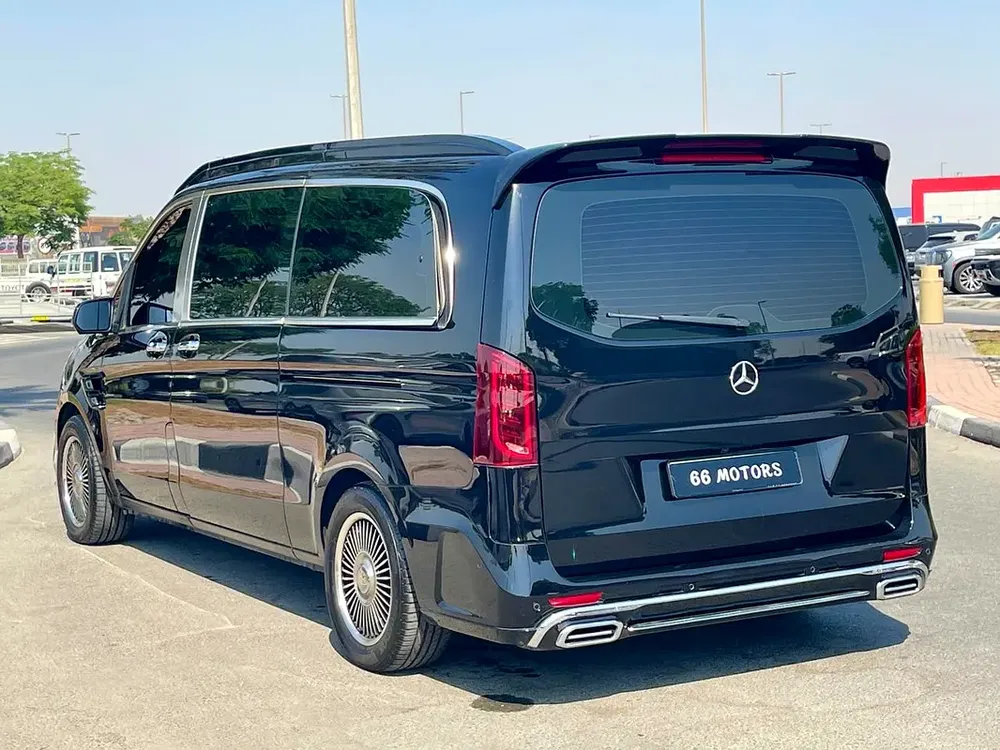 2024 Mercedes V-Class Vip Seats - Image 4