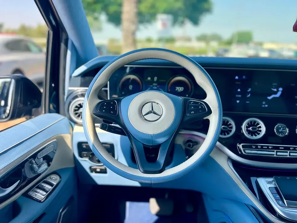 2024 Mercedes V-Class Vip Seats - Image 8