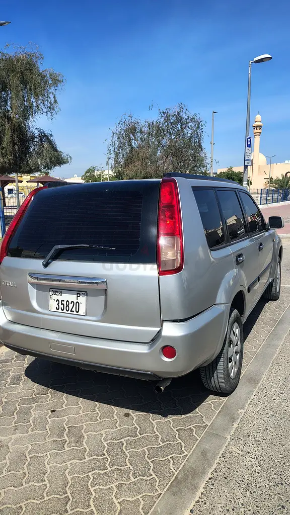 Nissan X-Trail 2010 GCC Specs - Image 6