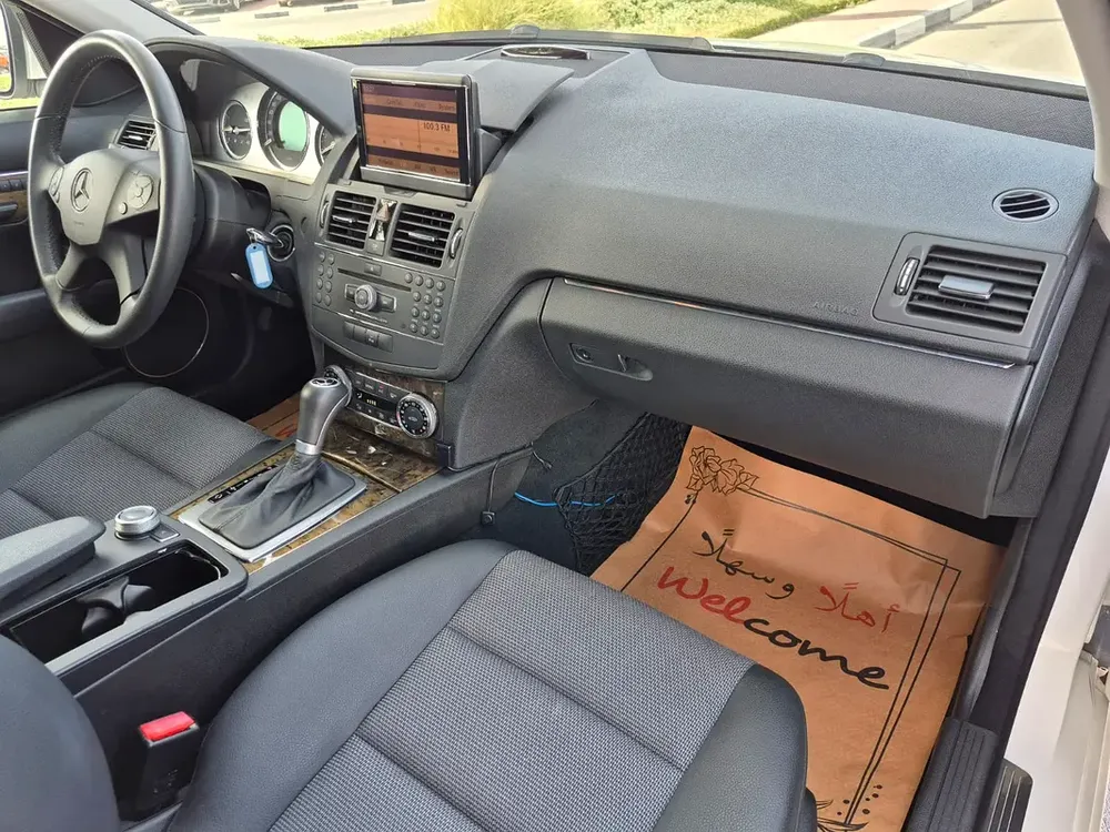 2008 Mercedes-Benz C-Class C250 Luxury - Japanese Specs - Mint Condition - Image 9