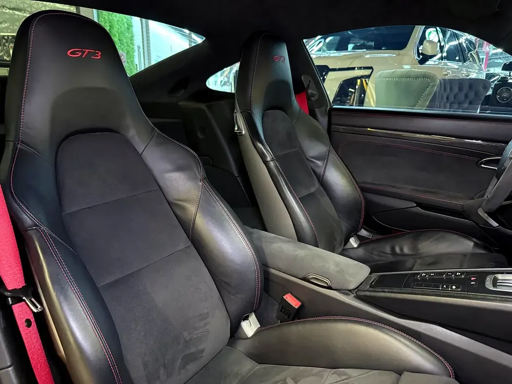 2015 PORSCHE 911 GT3 - GCC - WARRANTY From Dealership till 2027 - Full Service History Available - Image 15