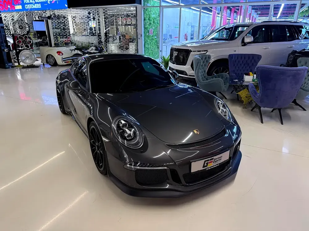 2015 PORSCHE 911 GT3 - GCC - WARRANTY From Dealership till 2027 - Full Service History Available - Image 5