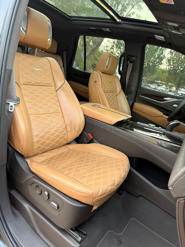 Cadillac escalade 2022 Gcc ( original paint ) - Image 14