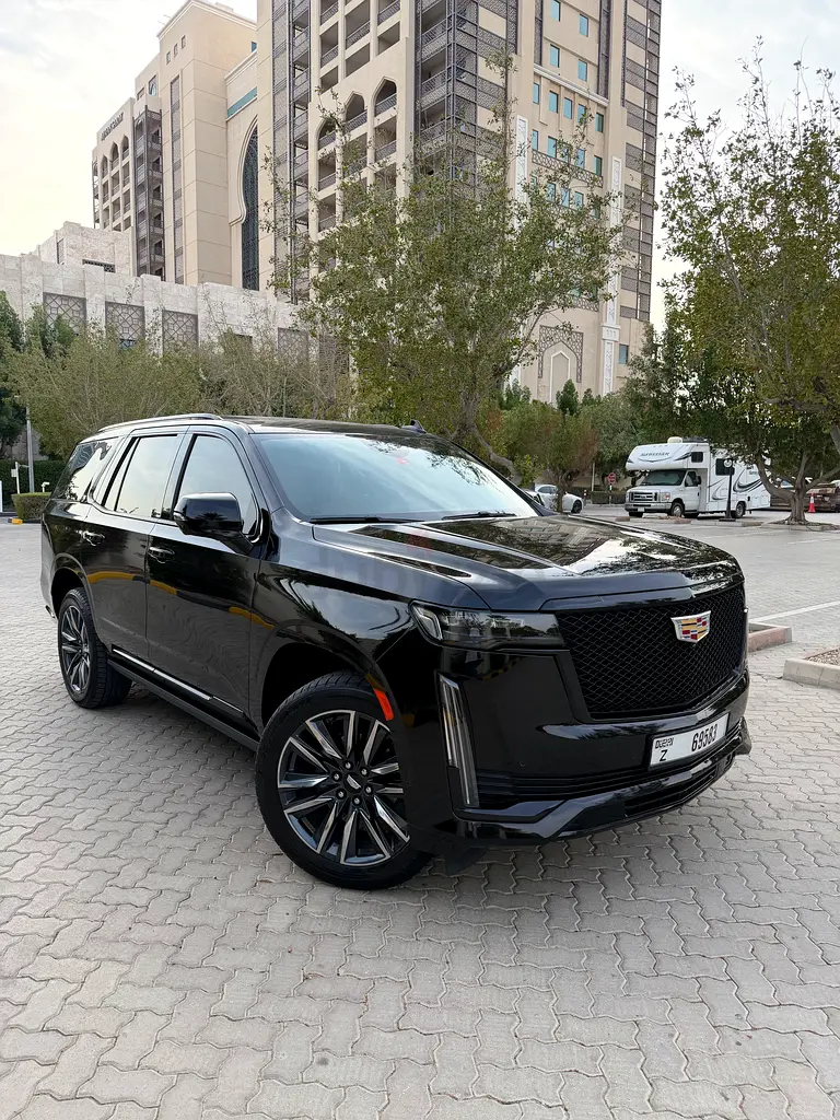 Cadillac escalade 2022 Gcc ( original paint ) - Image 7