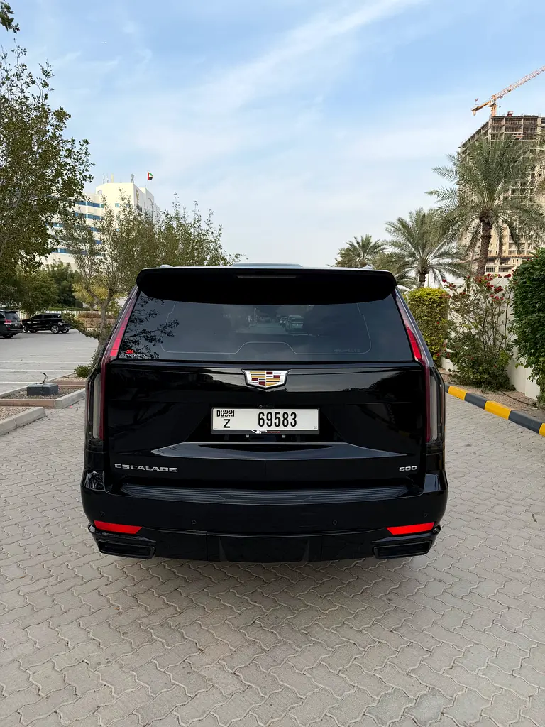Cadillac escalade 2022 Gcc ( original paint ) - Image 8