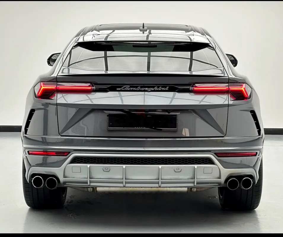 Lamborghini Urus S 2020 Japanese Specs - Pristine Condition - Image 10