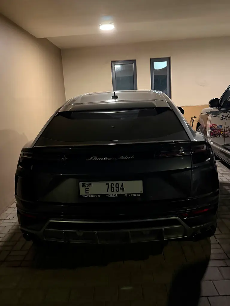 Lamborghini Urus S 2020 Japanese Specs - Pristine Condition - Image 14