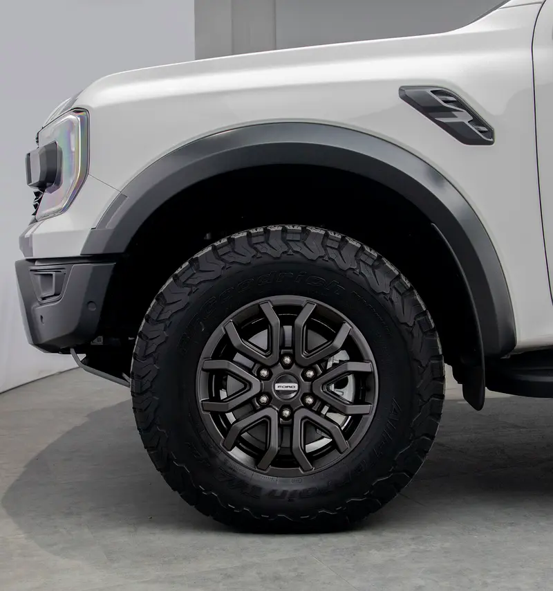 0% Down Payment Available • FDSH • Ford Warranty + Service Contract • GCC - Image 15