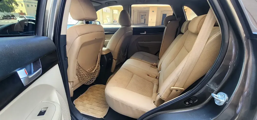2015 KIA SOTENTO 7 SEATER EX FULL OPTION PANORAMIC SUNROOF POWER SEAT - Image 15