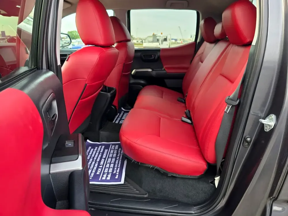 2023 Toyota Tacoma TRD Off Road Edition - 3.5L V6 AWD Full Option With Push  Radar Great Condition - Image 14