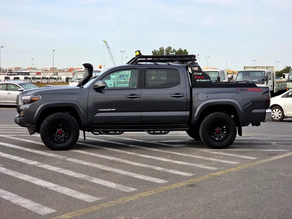 2023 Toyota Tacoma TRD Off Road Edition - 3.5L V6 AWD Full Option With Push  Radar Great Condition - Image 4