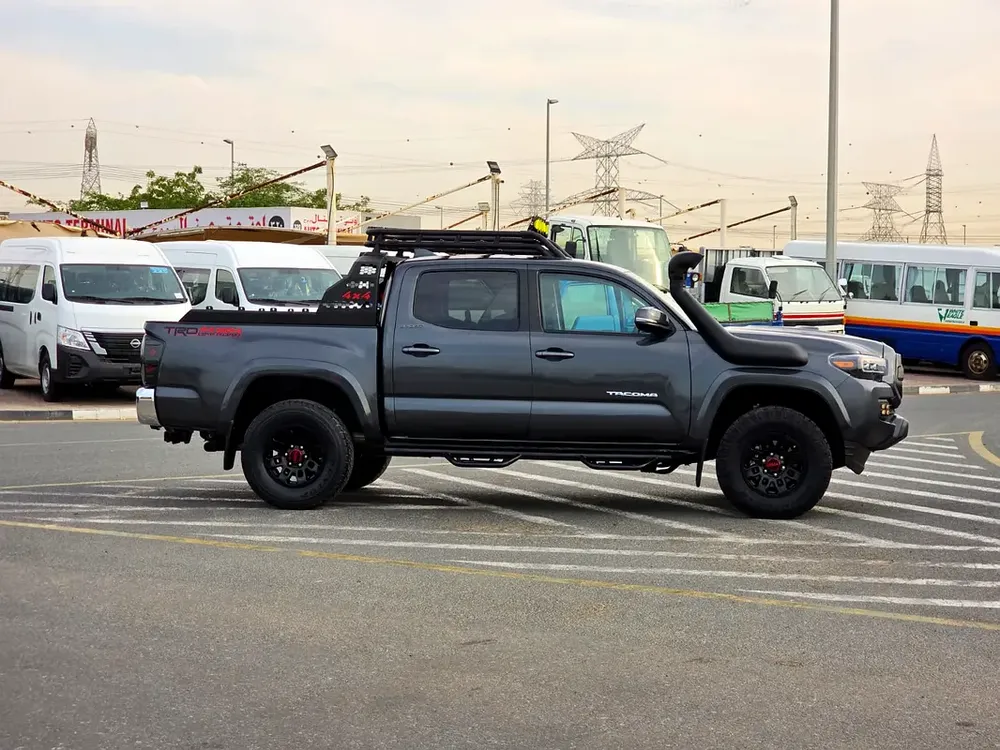 2023 Toyota Tacoma TRD Off Road Edition - 3.5L V6 AWD Full Option With Push  Radar Great Condition - Image 8