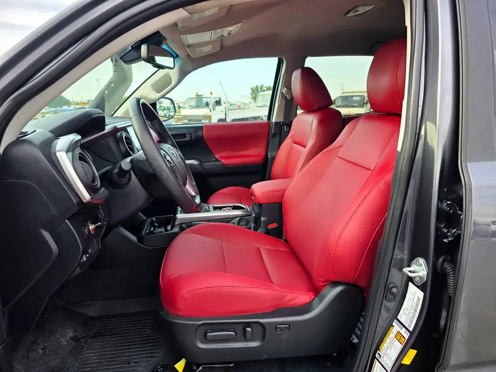 2023 Toyota Tacoma TRD Off Road Edition - 3.5L V6 AWD Full Option With Push  Radar Great Condition - Image 9