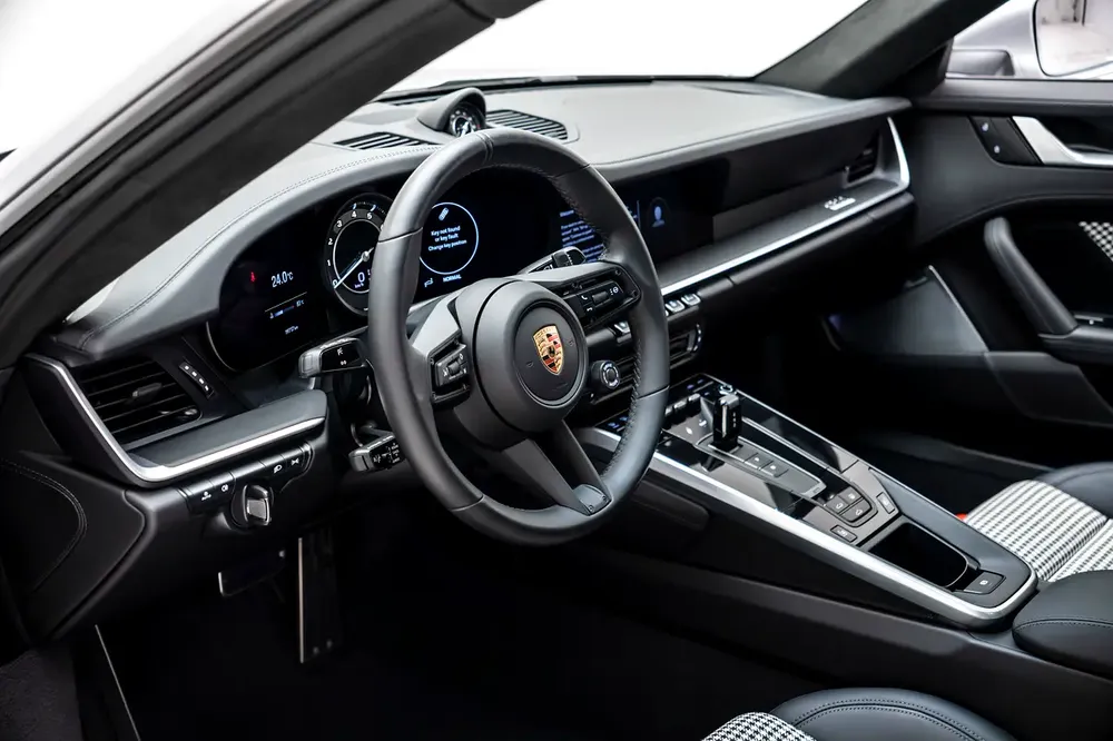 GCC SPECS AL NABOODA - 2024 PORSCHE 911 TURBO S HERITAGE DESIGN AERO PACK - FRONT AXLE LIFT - Image 6