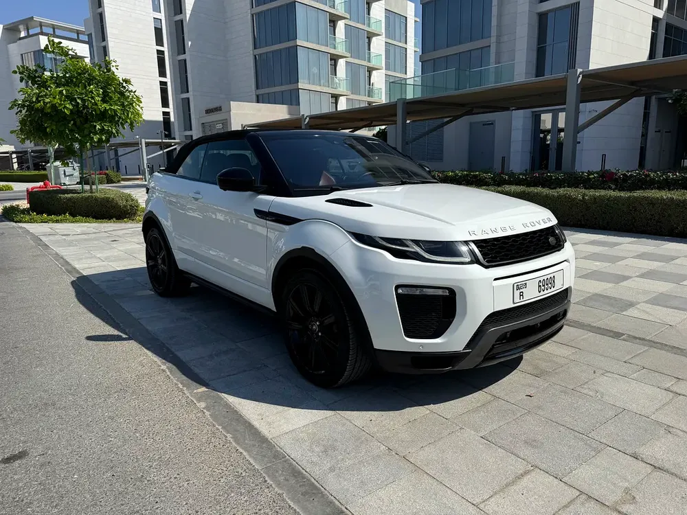 Land Rover Range Rover Evoque Dynamic HSE 2017 | GCC Specs | Low Mileage - Image 6