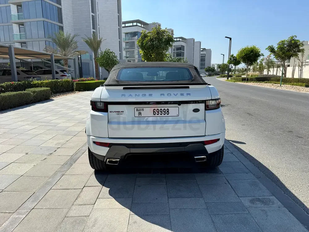Land Rover Range Rover Evoque Dynamic HSE 2017 | GCC Specs | Low Mileage - Image 9