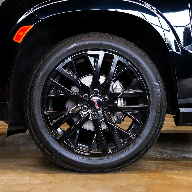 AED 4,407 pm • 0% Downpayment • GMC Yukon Denali • Agency Warranty - Image 5