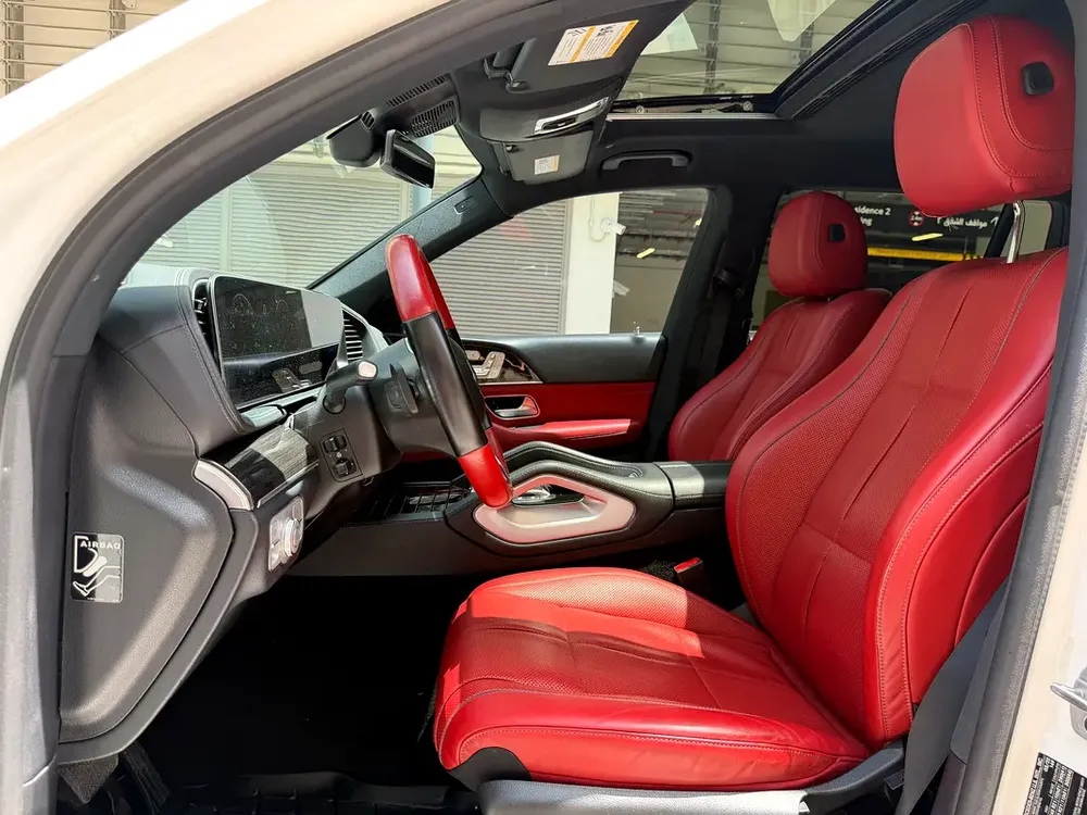 2022 MERCEDES-BENZ GLS 450 MAYBACH KIT | WHITE EXTERIOR | RED INTERIOR | AED 189,000 - Image 11