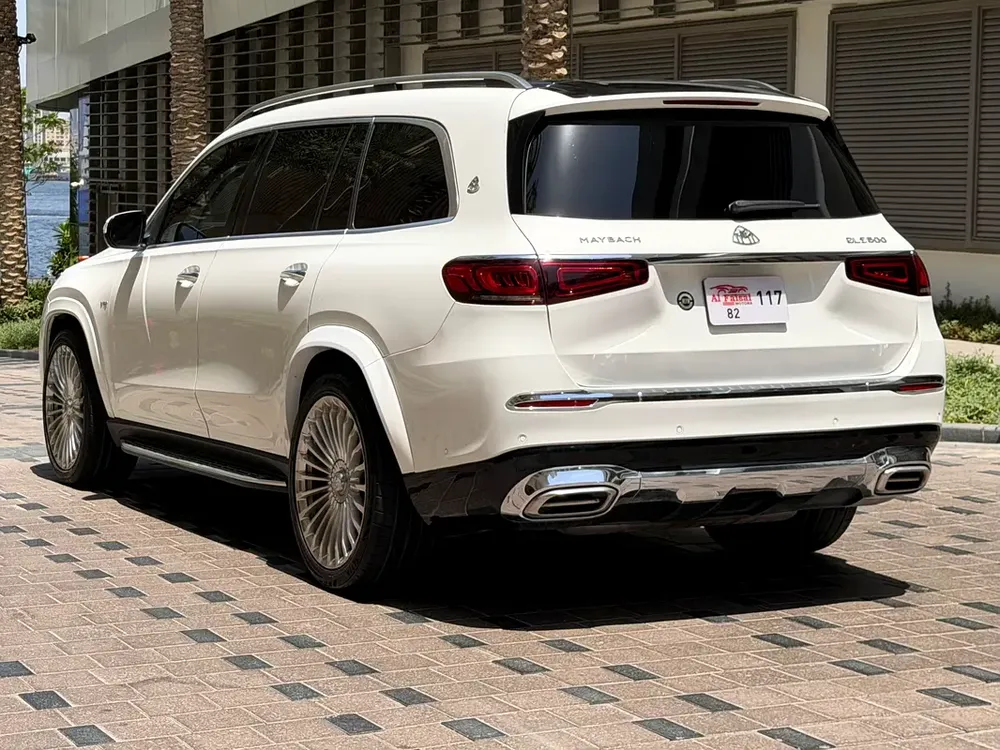 2022 MERCEDES-BENZ GLS 450 MAYBACH KIT | WHITE EXTERIOR | RED INTERIOR | AED 189,000 - Image 5