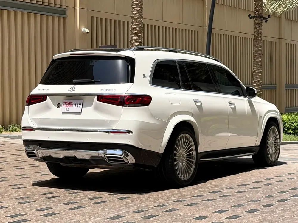 2022 MERCEDES-BENZ GLS 450 MAYBACH KIT | WHITE EXTERIOR | RED INTERIOR | AED 189,000 - Image 6