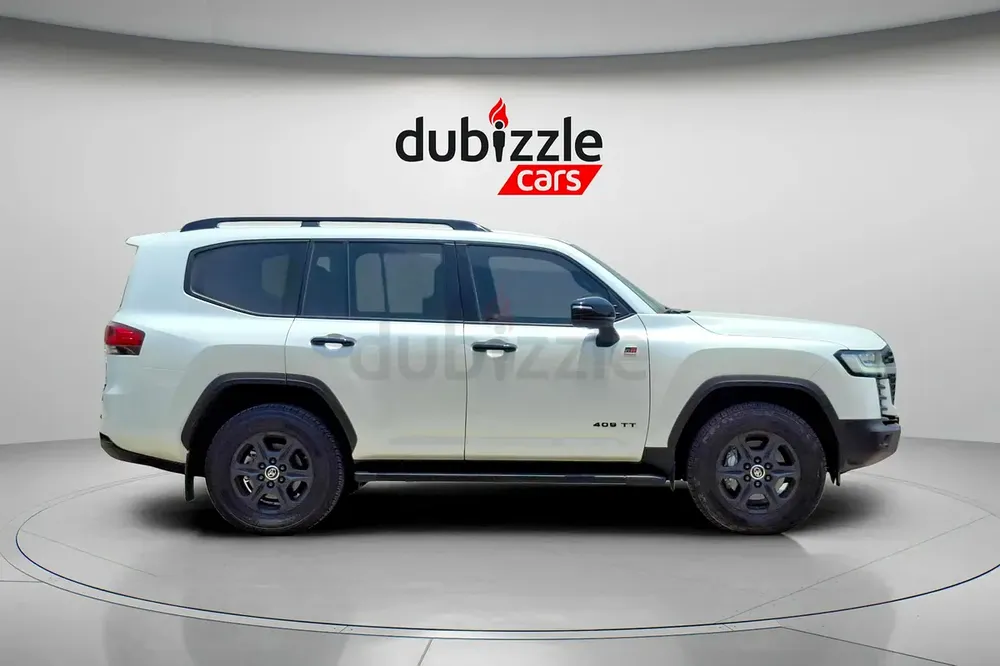 AED 5698/month | 2025 Toyota Land Cruiser GR Sport | GCC Specs | Ref#474258 - Image 4