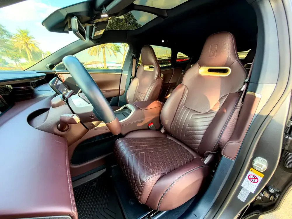 2023 Used Avatar 11 AWD | 90 kWh | 572 Hp | Range (580 Km) | Law Mileage (69,000 Km) - Image 13